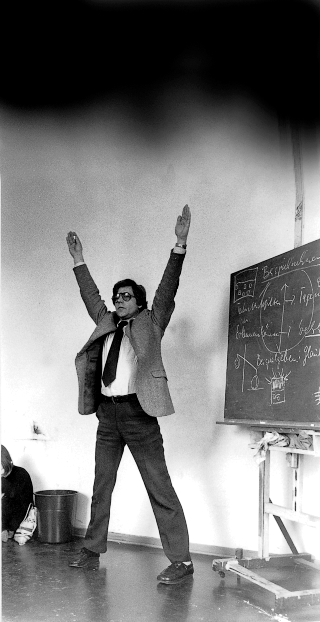 Attitüdenpassepartout, Eignungstest für Kreuzhängung, Bild: Wien 1977.