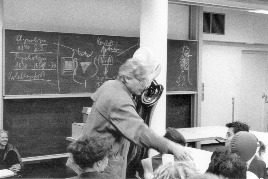 Warenwunder, Bild: Berlin 1996.