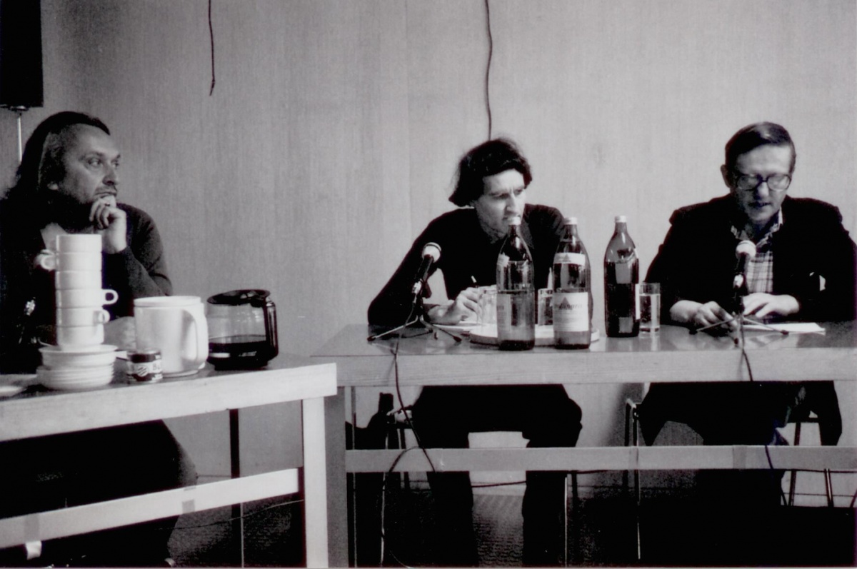Kongress "Lebensformen der Zwanziger Jahre", Bild: Sergius Golowin, Lucius Burckhardt. Internationales Designzentrum Berlin, 05.-09.10.1977. Foto: Linde Burkhardt..